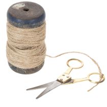 Artikel Bandspulen-Set aus Holz mit Jutegarn und Metallschere Ø5cm H8cm 2 Stück