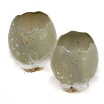Artikel Deko-Eierhälfte aus Kunststoff Ø8cm H10cm Grau Silbern mit Federn im Strohring 4 Stk