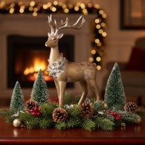 Artikel Dekofigur Hirsch stehend aus Polyresin mit Geweih und Tannenzapfen 41 cm gold-silber