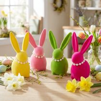 Artikel Osterhasen-Dekofiguren aus Kunststoff mit Samt-Oberfläche, 13 cm hoch, farbig sortiert, 4er-Set
