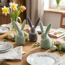 Artikel Osterhasen Figuren Kunststoff 13 cm Pastellfarben mit Perlenkette 3er-Set