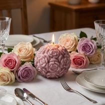 Artikel Kugelkerze aus Wachs mit Rosendekor in Rosa, Ø 7 cm