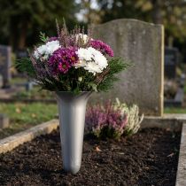 Artikel Steckvase aus Kunststoff Silber 40 cm für Grab- und Wohnraumdekoration