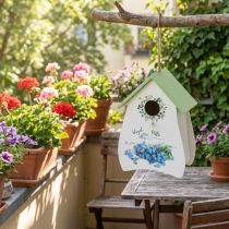 Artikel Vogelhaus aus Holz 21cm mit mintgrünem Dach und floralem Motiv zur Innendekoration