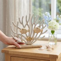 Artikel Tischdekoration Koralle mit Fischen aus Holz und Metall 30 cm Natur/Silber