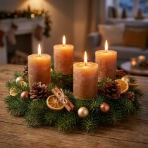 Artikel Durchgefärbte Stumpenkerzen Karamell 70x80mm, 4er-Set für Dekoration und Advent