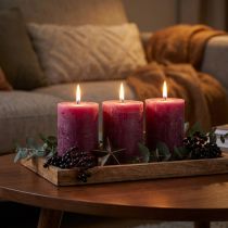 Artikel Durchgefärbte Stumpenkerzen Lila Berry 60×80mm 4er-Set