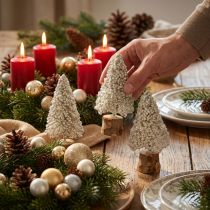 Artikel Mini-Tannenbaum Tischdekoration Champagner-Weiß H8cm, Set mit 12 Stück