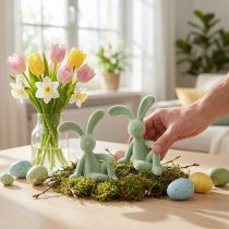 Artikel Osterhase Dekofigur aus Kunststoff 22 cm Grün 2 Stück für Wohnraum- und Ostern-Dekoration