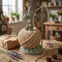 Artikel Garnrollenhalter aus Metall mit Lilienmotiv und Jute, Antikoptik, 20,5 cm
