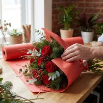 Artikel Manschettenpapier Seidenpapier Rot 25 cm x 100 m für Floristik und Geschenkverpackungen