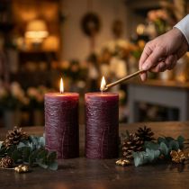 Artikel Durchgefärbte Stumpenkerzen Burgund Ø85x150mm 2er Set
