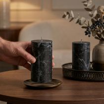 Artikel Schwarze durchgefärbte Stumpenkerzen 85×150 mm 2er-Set für Wohn- und Tischdekoration