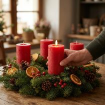 Artikel Rote LED-Stumpenkerze aus Echtwachs, 15 cm, mit 6-Stunden-Timer