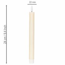 Artikel ProductNameLED-Spitzkerzen aus Echtwachs, 24 cm, Cremeweiß, warmweißes Licht und Timer, 2 Stück/ProductName
ProductDescription<h2>LED-Spitzkerzen aus Echtwachs für Tisch und Wohnraum</h2>
<p>Dieses Set enthält zwei cremeweiße LED Spitzkerzen aus Echtwachs
