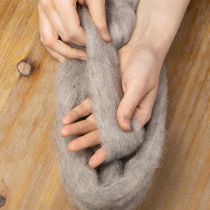 Artikel Dekowolle Grau-Natur 2m Filzwolle für Bastelarbeiten & Floristik