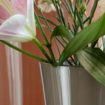Artikel Dekovase aus Kunststoff für Schnittblumen und Blumensträuße