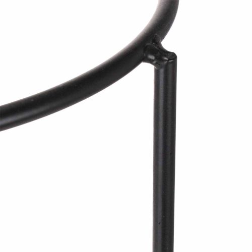 ProductNameRunder Blumentopfständer aus Metall, schwarz, 50 cm hoch, für Töpfe mit 25 cm Durchmesser/ProductName
ProductDescription<h2>Runder Blumentopfständer aus Metall für Topfpflanzen</h2>
<p>Dieser runde Blumentopfständer aus schwarzem Metall hebt ei | Floristik24.at