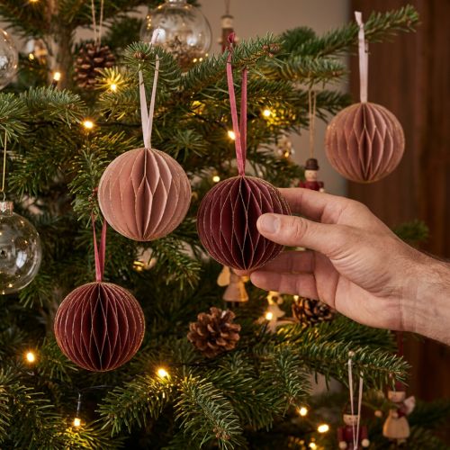 Artikel Wabenbälle aus Papier Ø8cm Bordeaux Rosa 4 Stück Weihnachten