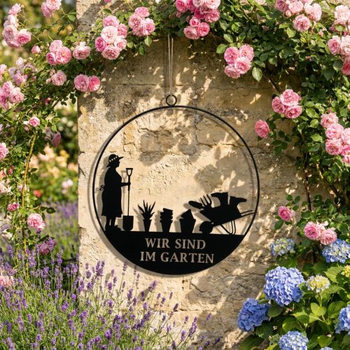 Artikel Metall-Hängedekoration mit Schriftzug „Wir sind im Garten“ Ø 25 cm schwarz