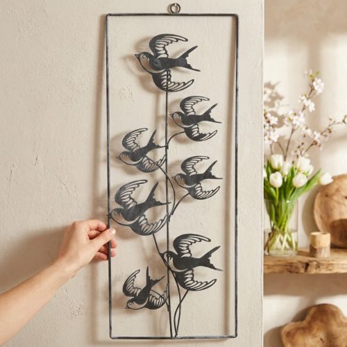 Wanddekoration aus Metall, Schwalbenmotiv, Weiß gewaschen, ca. H47,5 cm | Floristik24.at