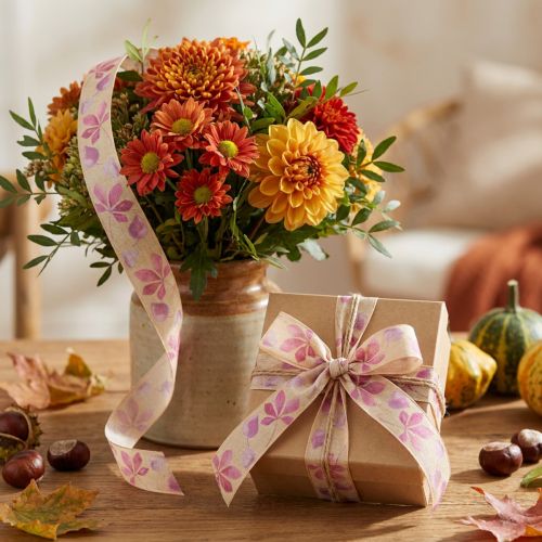 Geschenkband Polyester 25mm x 20m Beige mit Lila Herbstlaub Motiv für Dekoration und Verpackung | Floristik24.at