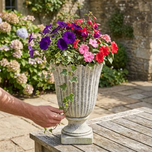 Übertopf aus Steinguss Grau mit Antik-Patina Ø20cm H30,5cm | Floristik24.at