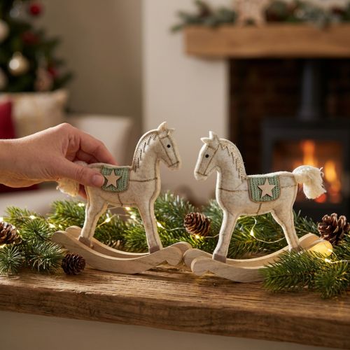 Artikel Schaukelpferd aus Filz und Holz Creme 20x4,5x22cm Weihnachten 2 Stück