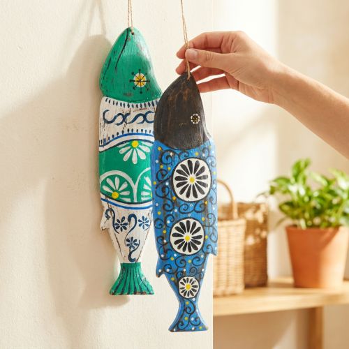 Deko-Fische aus Holz zum Hängen 38 cm Blau und Grün 2er-Set | Floristik24.at