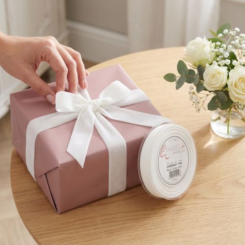 Samtband Dekoband Weiß 20 mm x 10 m für Geschenk- und Dekorationsarbeiten | Floristik24.at