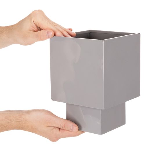 Pflanzgefäß Würfel Grau mit Sockel aus Metall 22cm | Floristik24.at