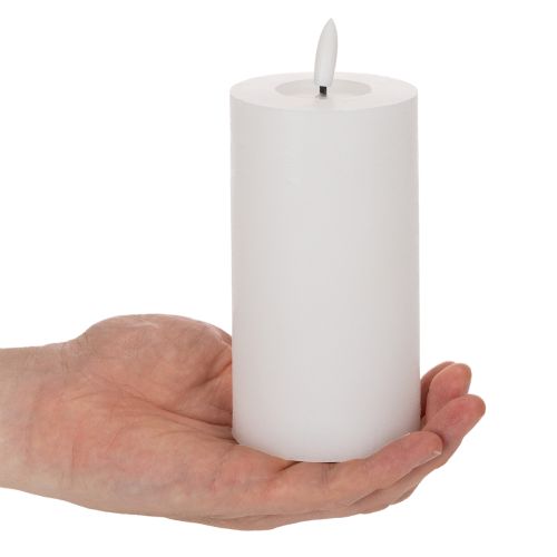 Weiße LED-Stumpenkerze flackernd mit Timer Ø 7 cm H 16 cm aus Echtwachs | Floristik24.at
