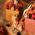Eichhörnchen Figur sitzend aus Keramik 10 cm Braun für Herbstdekoration | Floristik24.at