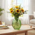 Glastulpenvase 22,5 cm Grün mit geprägtem Tulpendesign | Floristik24.at