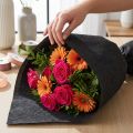 Floristen-Krepppapier Schwarz 50x250 cm aus lichtechtem Material | Floristik24.at