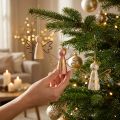 Weihnachtsengel aus Holz, 9 × 3 × 7,5 cm, Natur und Gold, 6 Stück | Floristik24.at