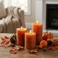 Stumpenkerzen Dunkelorange durchgefärbt Sunset Rustic 60x80mm 4er-Set für Herbst- und Adventsdeko | Floristik24.at
