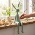 Osterdekoration Kantenhocker Hase Sitzend Beflockt Graugrün Höhe 56 cm | Floristik24.at