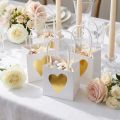 Geschenktüten aus Papier mit Henkeln und goldenem Herzmotiv 8,5x8,5x8cm Weiß 12 Stück | Floristik24.at