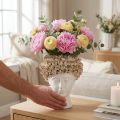 Kopfkeramikvase mit Rosenverzierung Weiß Braun Ø 19 cm Höhe 22,5 cm | Floristik24.at