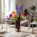 Metallvase modern schlank 31 cm Höhe weinrot für Tischdekoration | Floristik24.at