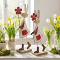 Dekofiguren Osterhasen aus Metall mit Holz, 21 cm, Rot-Beige, 2er-Set, Frühlingsdekoration | Floristik24.at