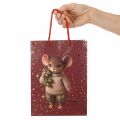 ProductNameWeihnachtsgeschenktüten mit Mausmotiv und Sternen, 18 x 8 x 24 cm, 2 Stück/ProductName
ProductDescription<h2>Weihnachtsgeschenktüten mit Mausmotiv zum Verpacken kleiner Geschenke</h2>
<p>Die Geschenktüten mit Mausmotiv und Sternen sind für das | Floristik24.at
