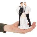 Tortenfigur Männerpaar mit Hochzeitstorte 16,5cm Polyresin Weiß | Floristik24.at