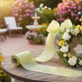 Kranzband aus Acetat und Polyester, Moiré-Optik, hellgrün mit Goldrand, 175mm x 25m, floristische Dekoration | Floristik24.at
